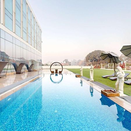 Radisson Hotel Bareilly Airport Bagian luar foto
