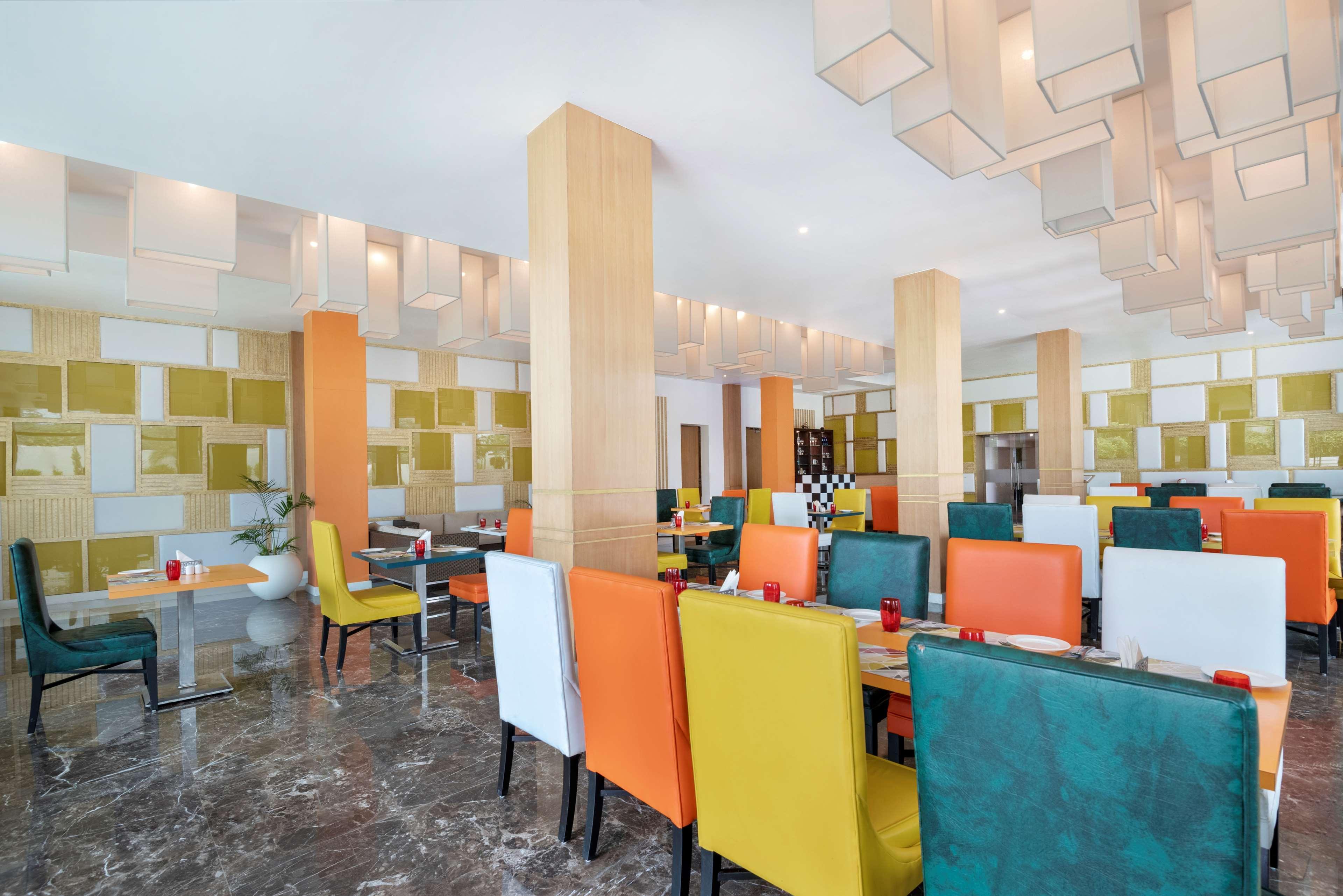 Radisson Hotel Bareilly Airport Bagian luar foto