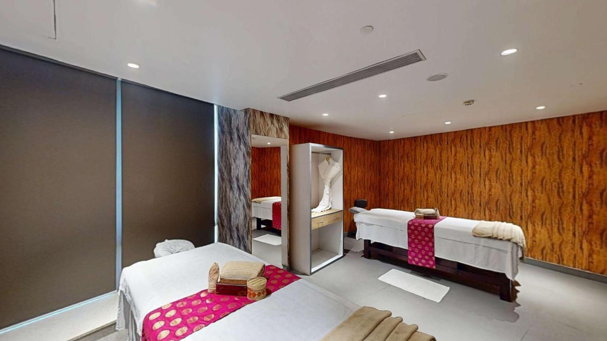 Radisson Hotel Bareilly Airport Bagian luar foto
